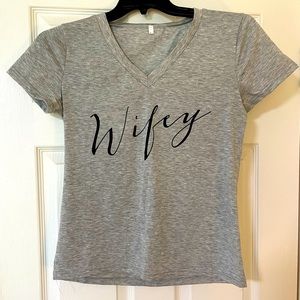 “Wifey” women’s v-neck tee shirt. Size L.